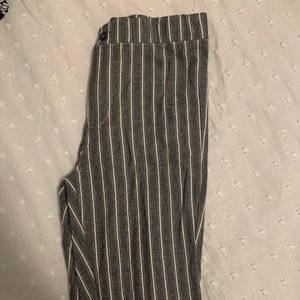 Ivy and Main Striped Cropped Pants
